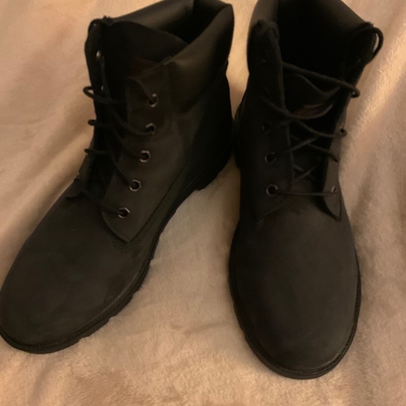 Timberlands boots - Picture 2 of 3